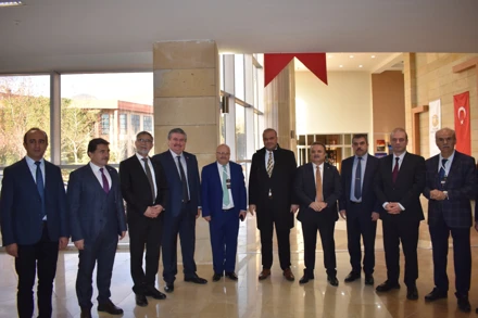 “Dünya her yönüyle Mevlana’yı ve eserlerini inceliyor” Mevlana’nın Selçuklu Dünyası sempozyumu gerçekleştirildi